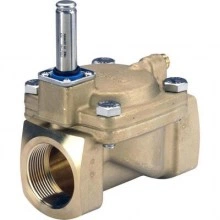 DANFOSS 032U7174 — Клапан электромагнитный EV220B, присоединение внутренняя резьба G 1 1/2", материал уплотнения NBR, нормально закрытый 032U7174
