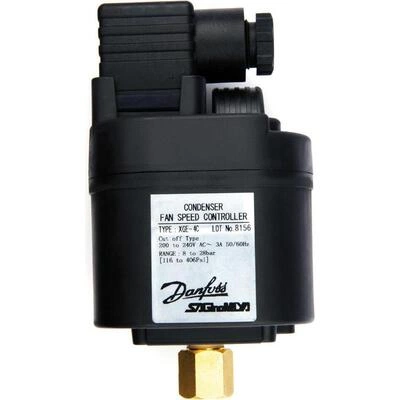 DANFOSS 061H3240 — Регулятор скорости вращения вентиляторов конденсатора XGE 4M, MWP 47 бар, хладагент R407C / R404A / R134a / R22, 10-25 бар 061H3240 DANFOSS 061H3240 — Регулятор скорости вращения вентиляторов конденсатора XGE 4M, MWP 47 бар, хладагент R407C / R404A / R134a / R22, 10-25 бар 061H3240